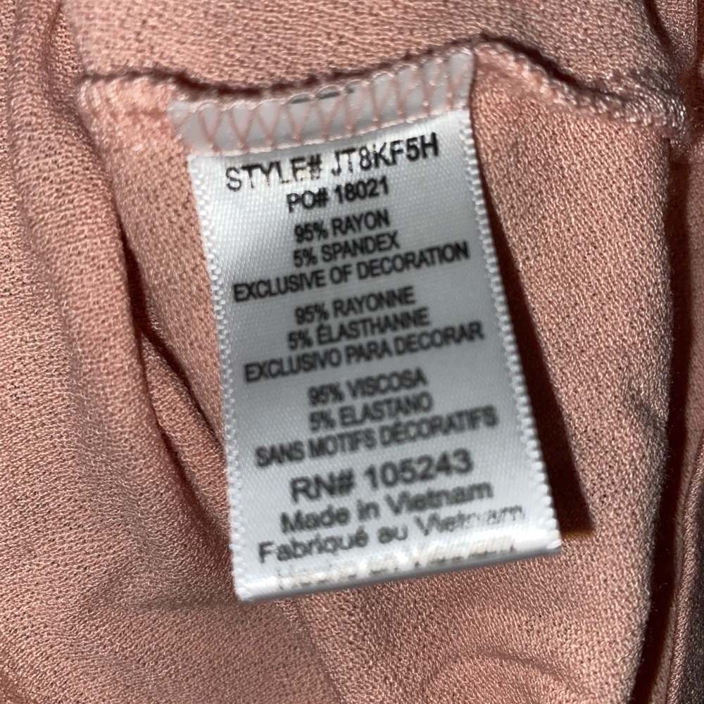 HIATUS NORDSTROM RACK - Picture 4 of 8
